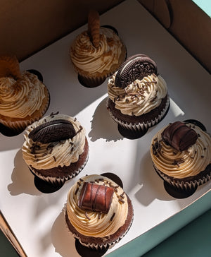 
                  
                    Load image into Gallery viewer, Cupcakes
                  
                